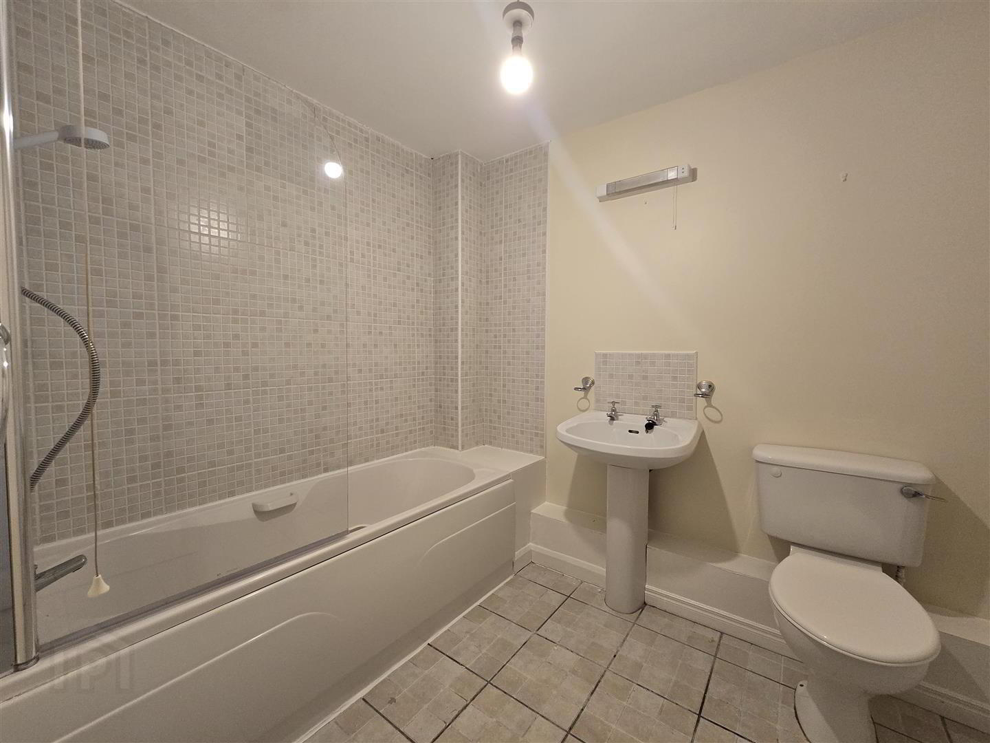 64 St Johns Wharf, 1-3 Laganbank Road 9 of 22