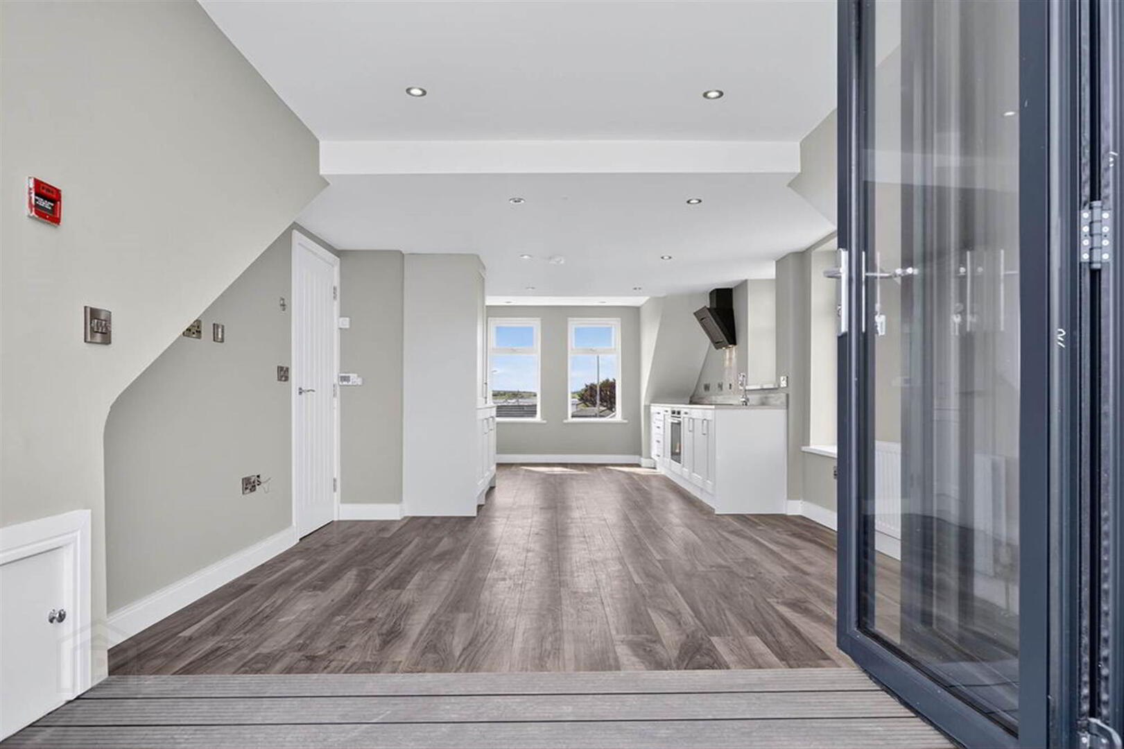 Blackrock Apartments, 46d Dhu Varren 15 of 37