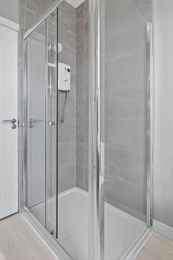 Blackrock Apartments, 46d Dhu Varren 27 of 37