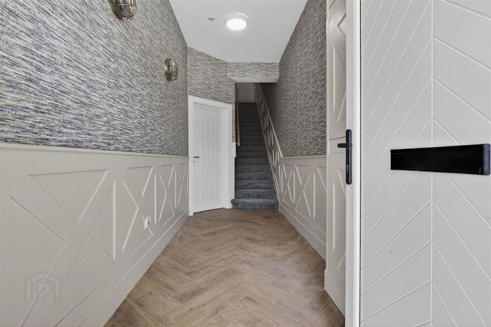 Blackrock Apartments, 46b Dhu Varren 4 of 36