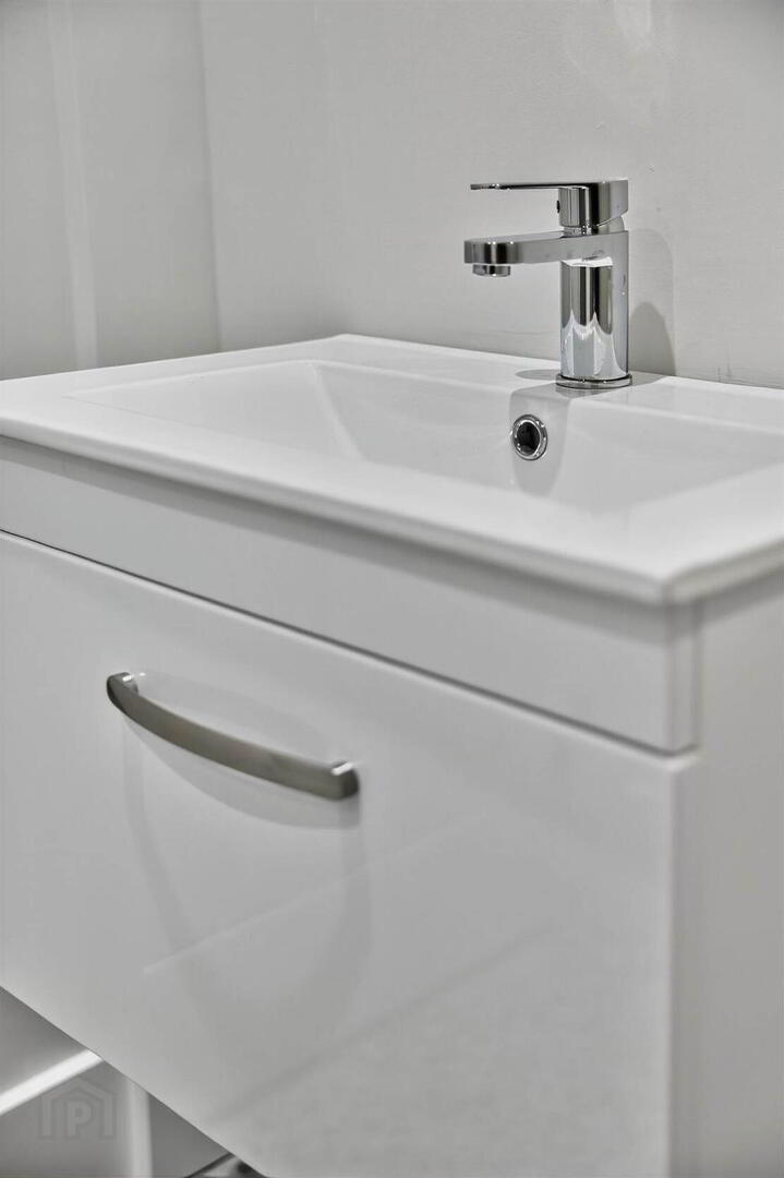 Blackrock Apartments, 46b Dhu Varren 26 of 36