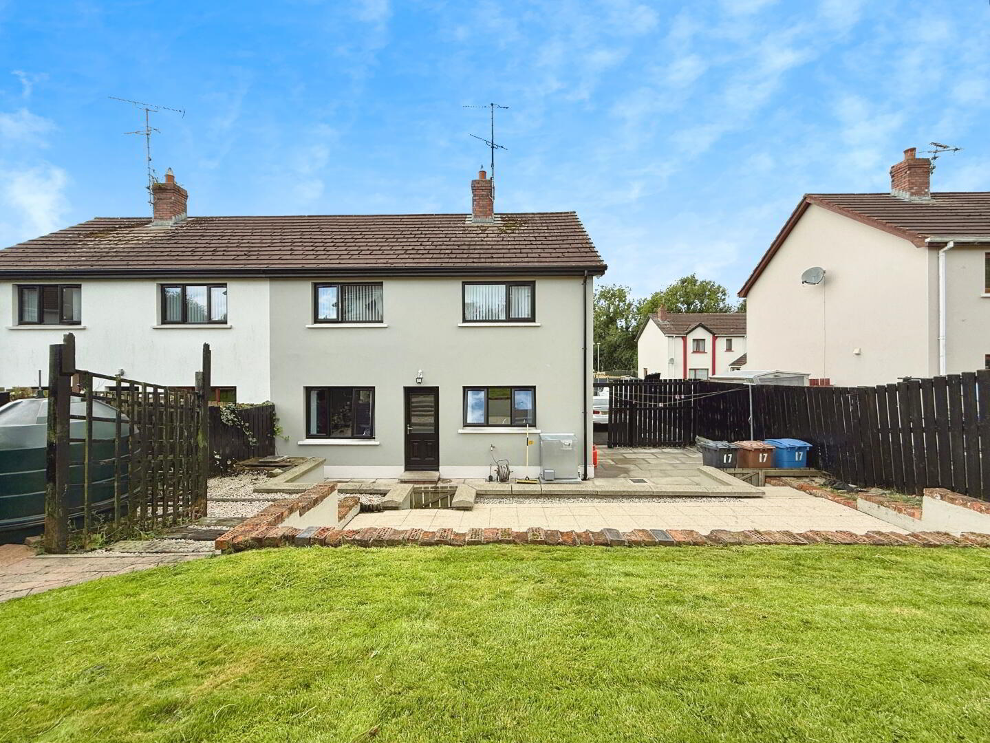 17 Manor Mews 30 of 30