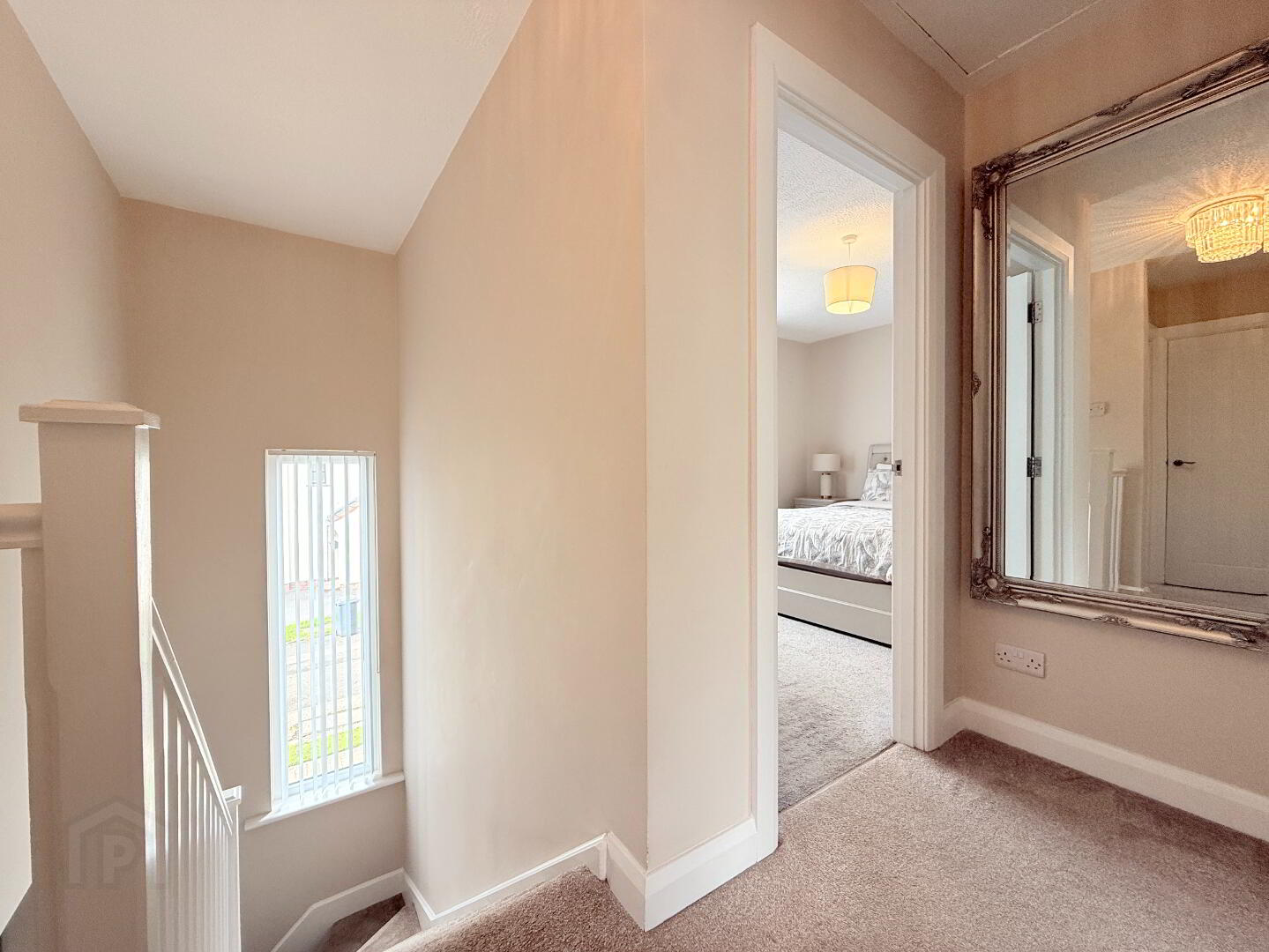 17 Manor Mews 17 of 30