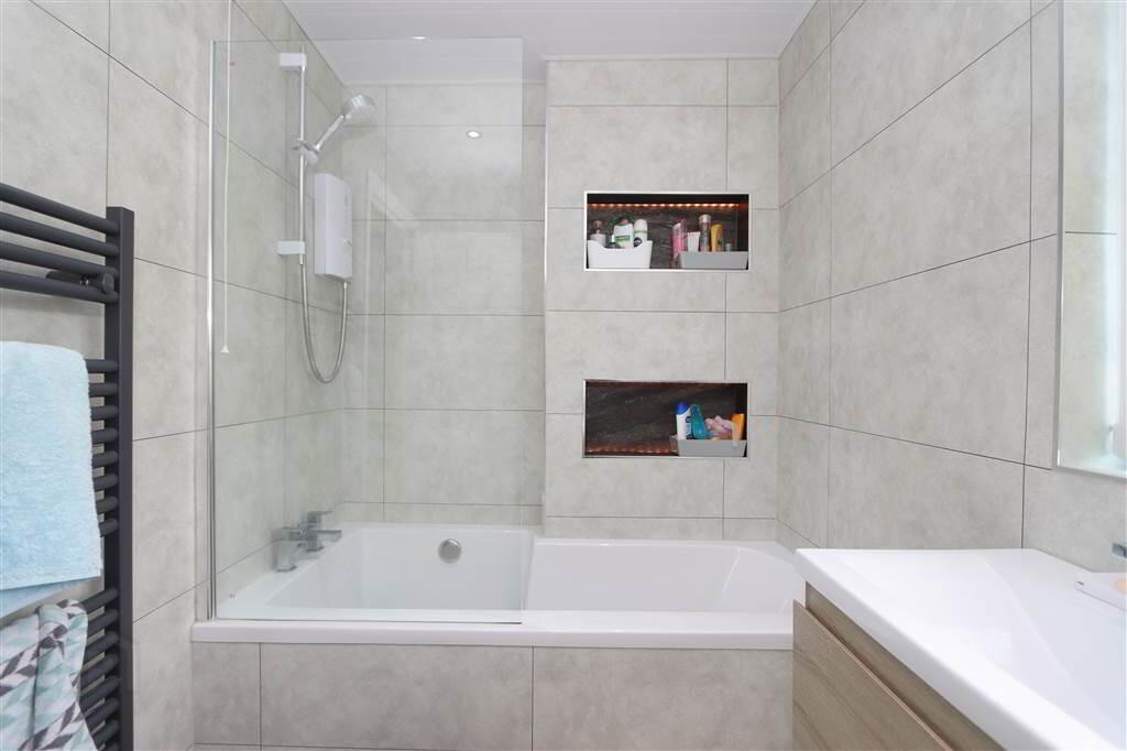 11 Dalton Park 16 of 21