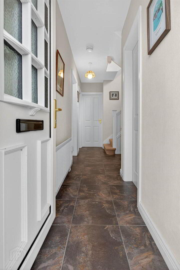 12 Lisanduff Avenue 4 of 32
