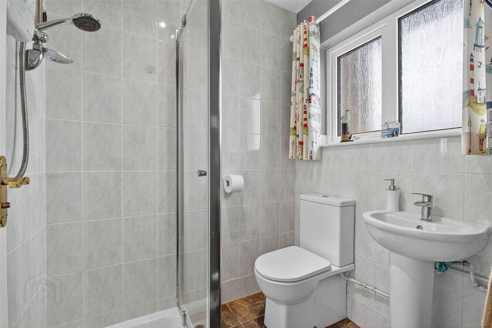 12 Lisanduff Avenue 6 of 32