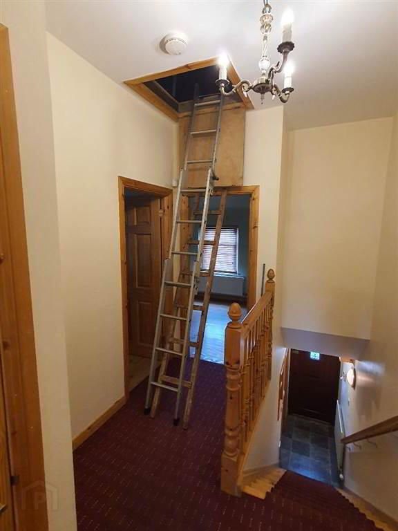 19 Fountain Street 8 of 20