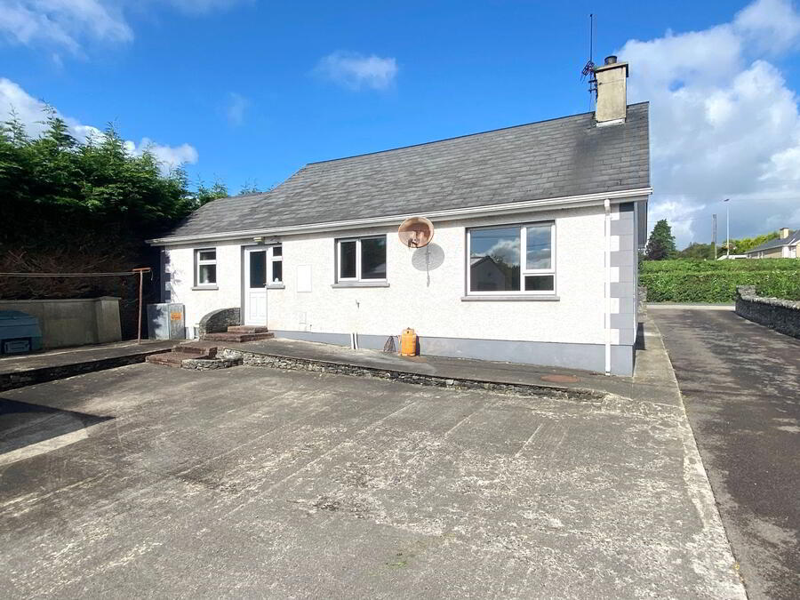 No 143 Milltown 15 of 19