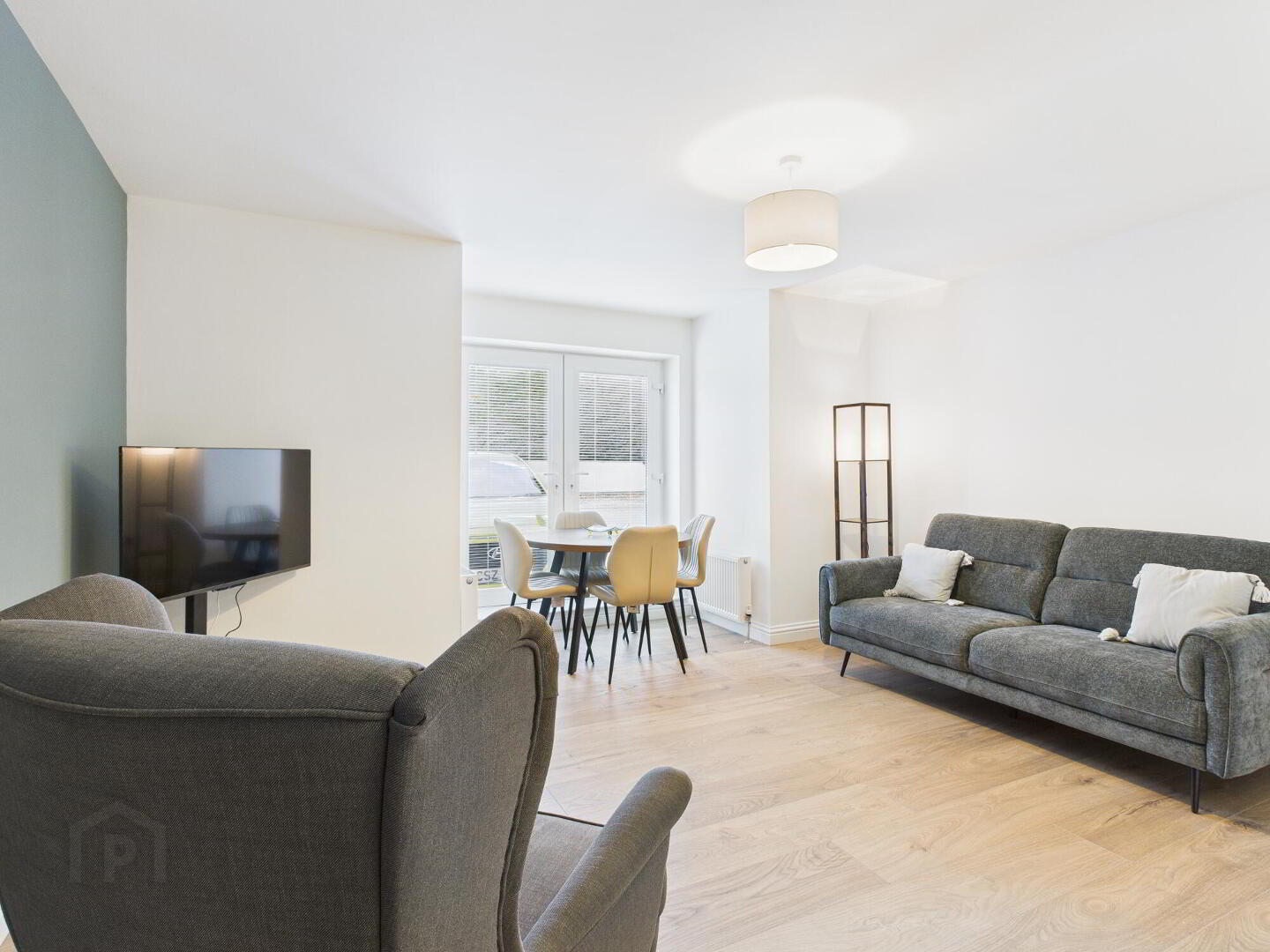 Grafton Court, 85 Kings Road 3 of 11