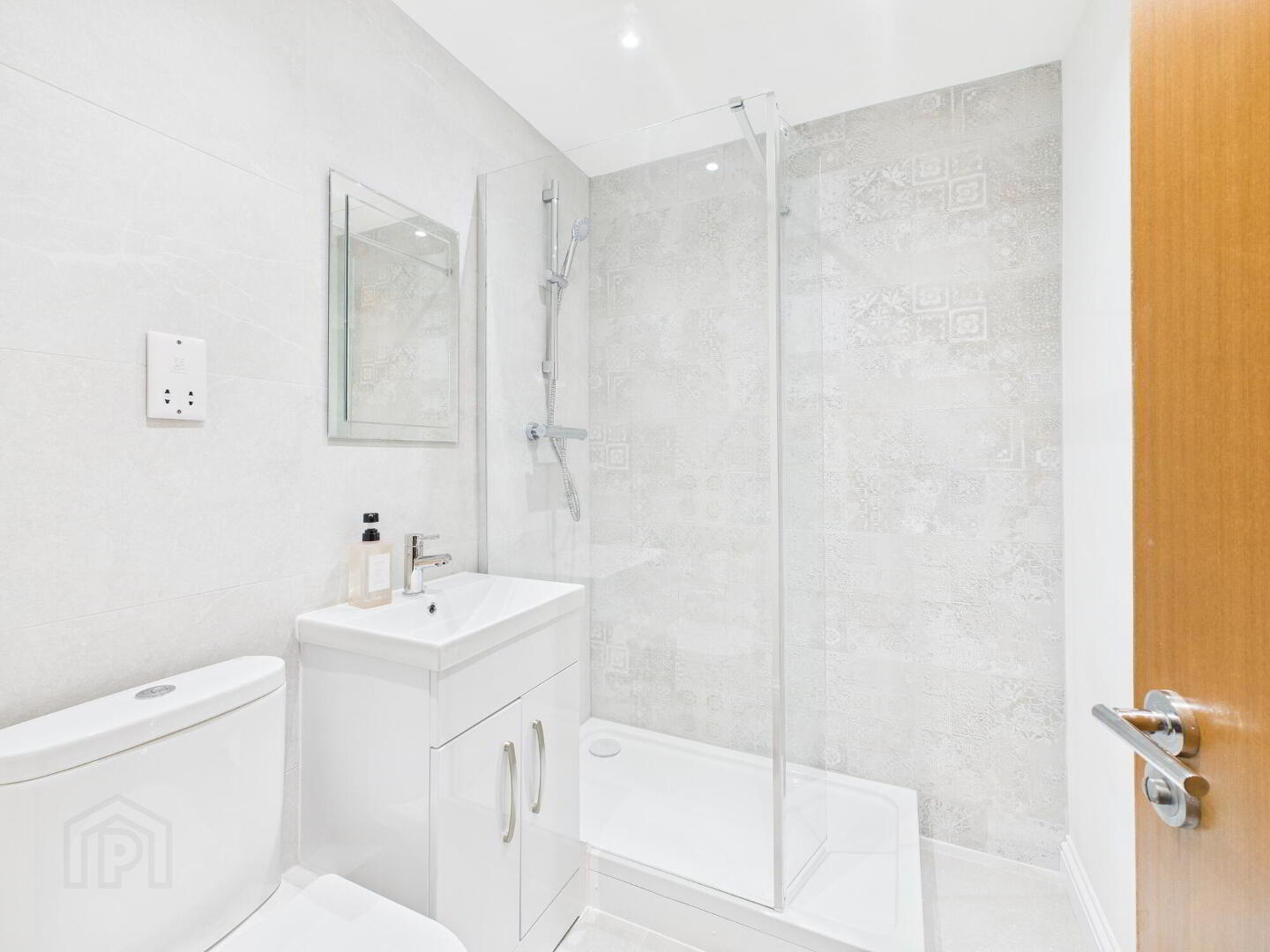 Grafton Court, 85 Kings Road 8 of 11