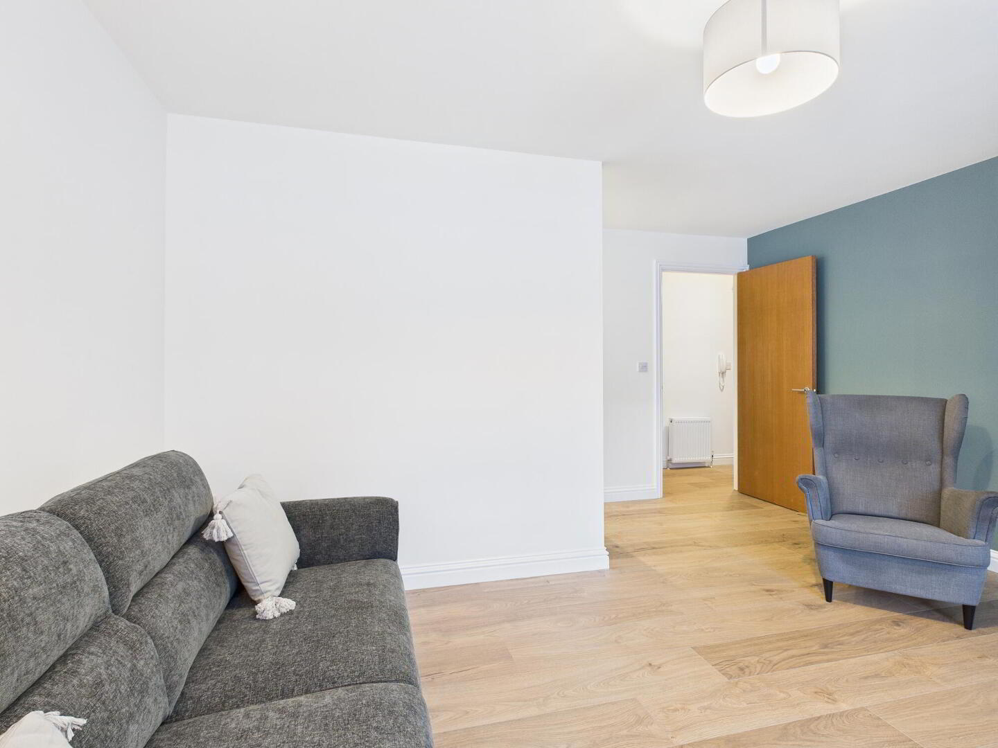 Grafton Court, 85 Kings Road 5 of 11
