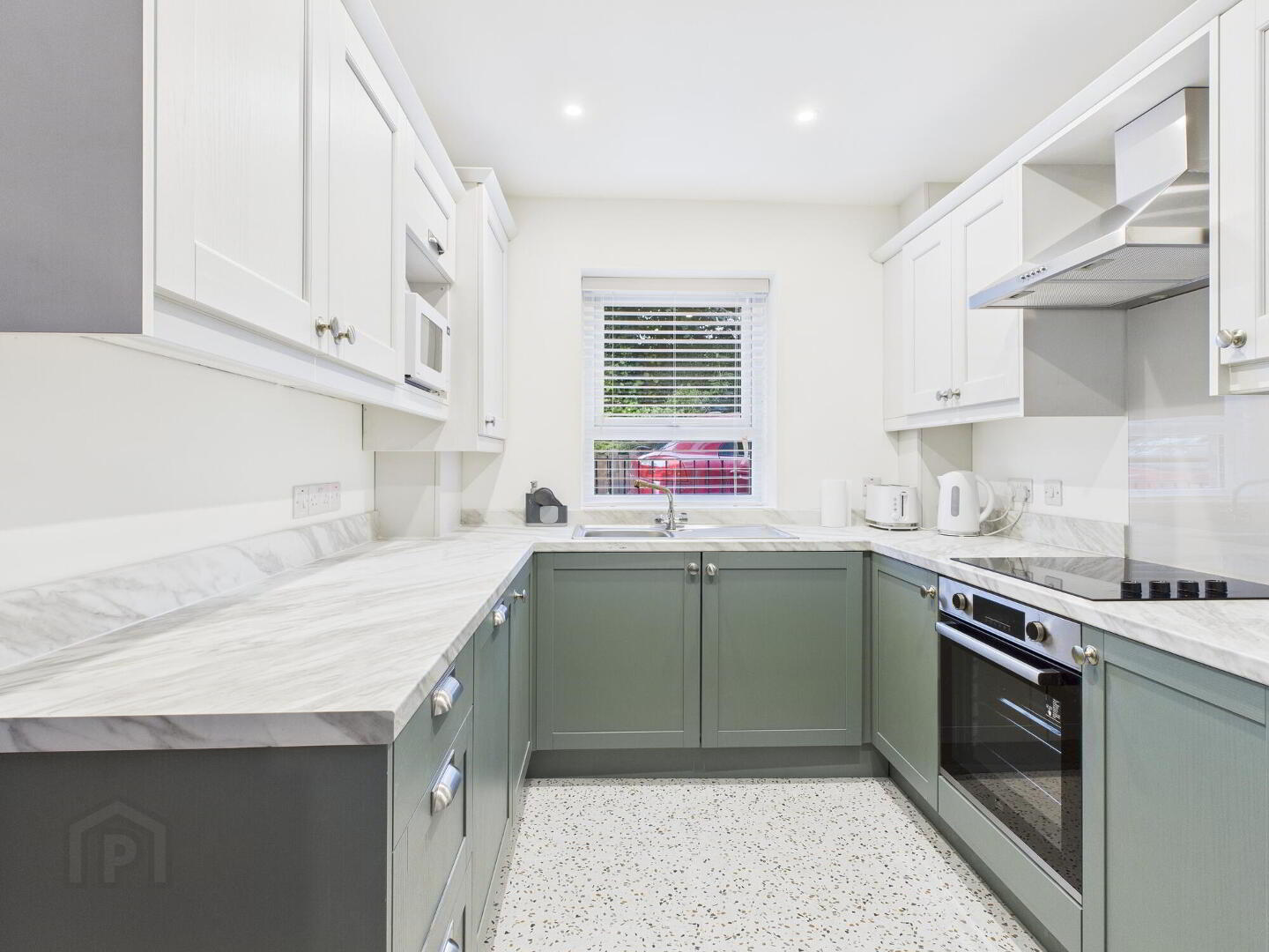Grafton Court, 85 Kings Road 6 of 11