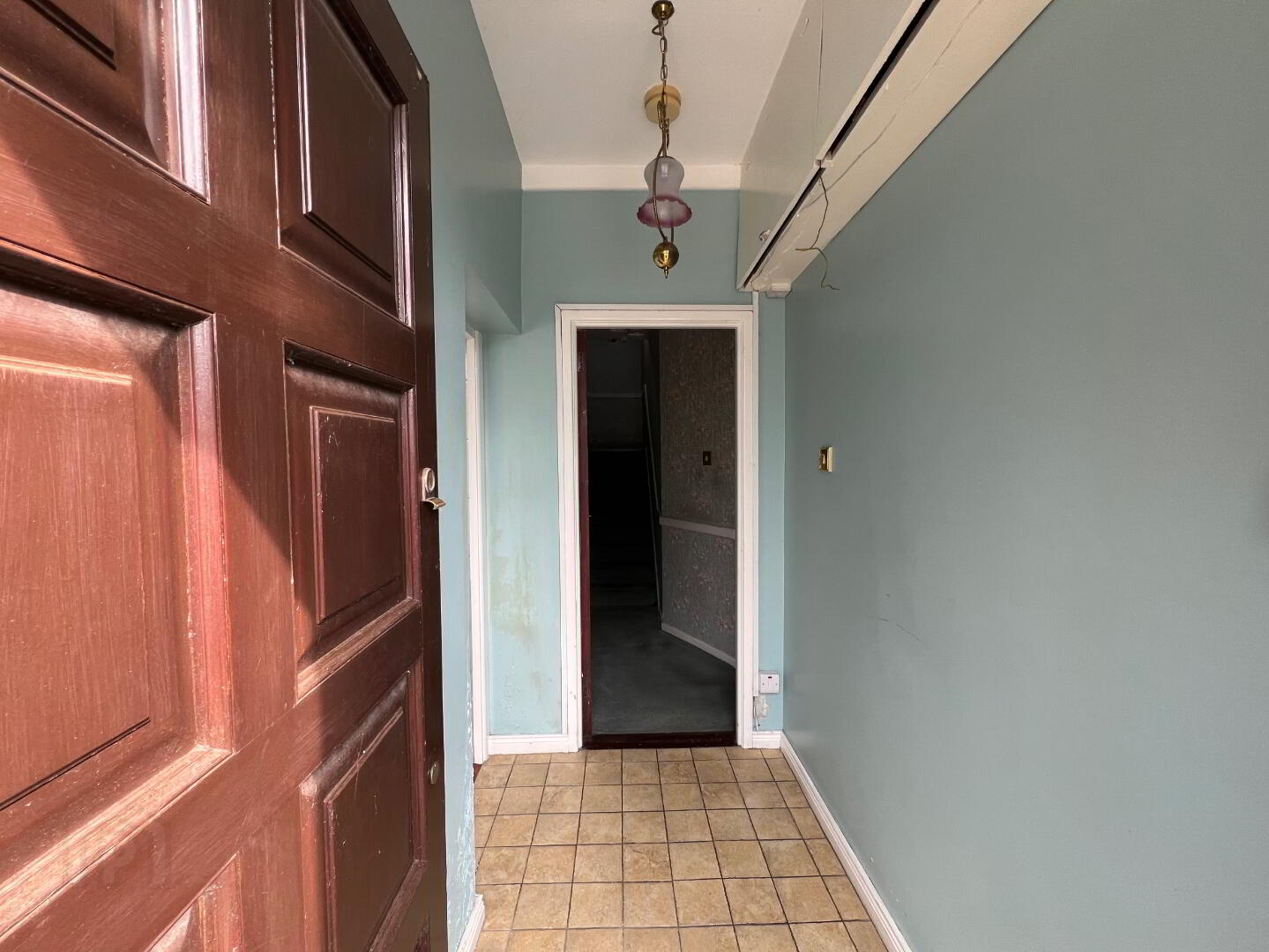 18 Main Street 2 of 34
