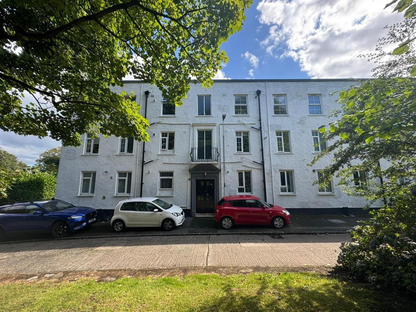 49 Merville Garden Village 1 of 15