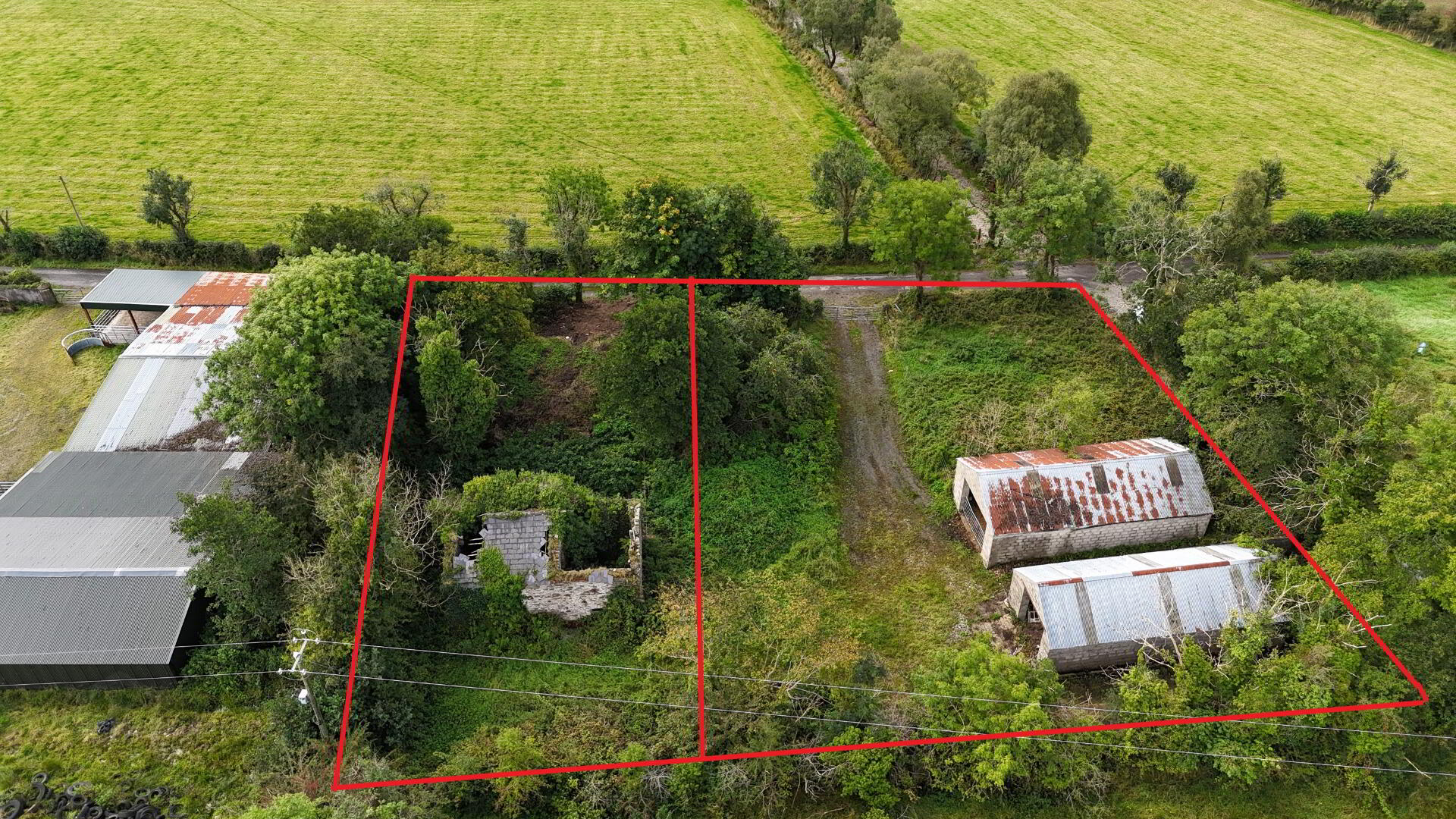 20 Deersleap Road 3 of 9