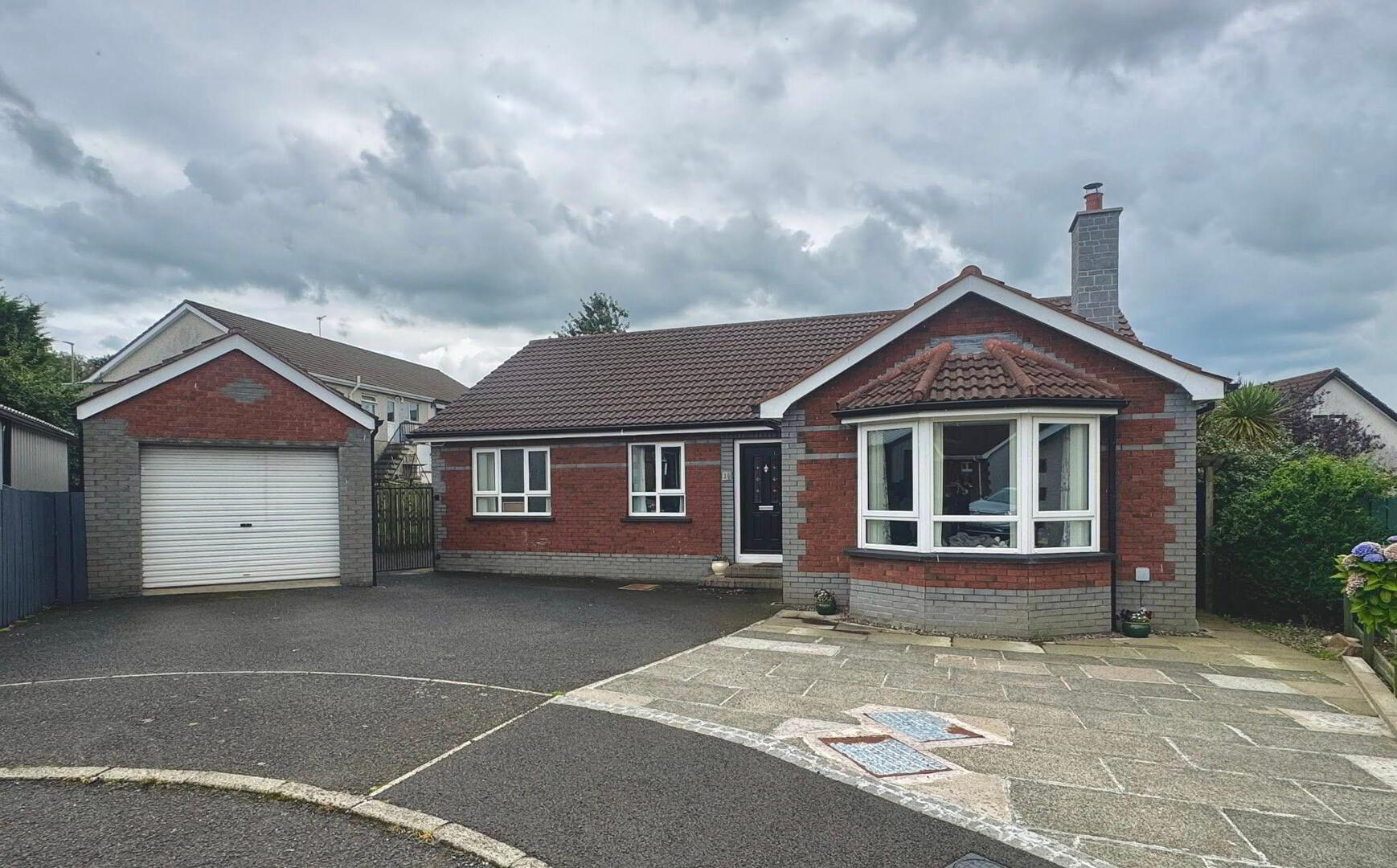 10 Castlehill Crescent 1 of 22