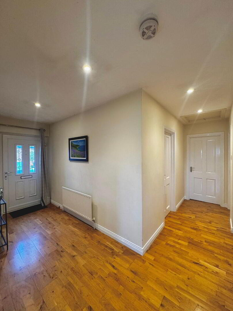 10 Castlehill Crescent 11 of 22