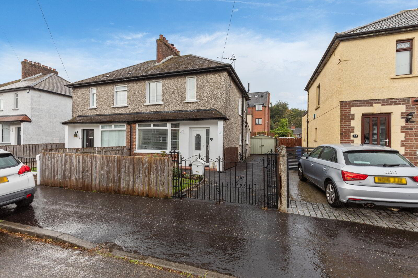 25 Summerhill Park 1 of 27