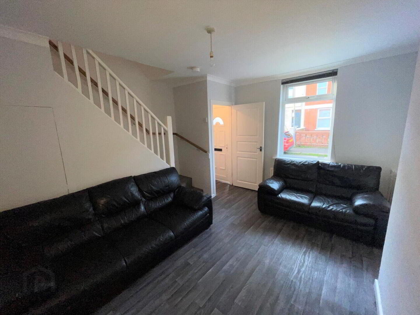 148 Ebor Street 2 of 9
