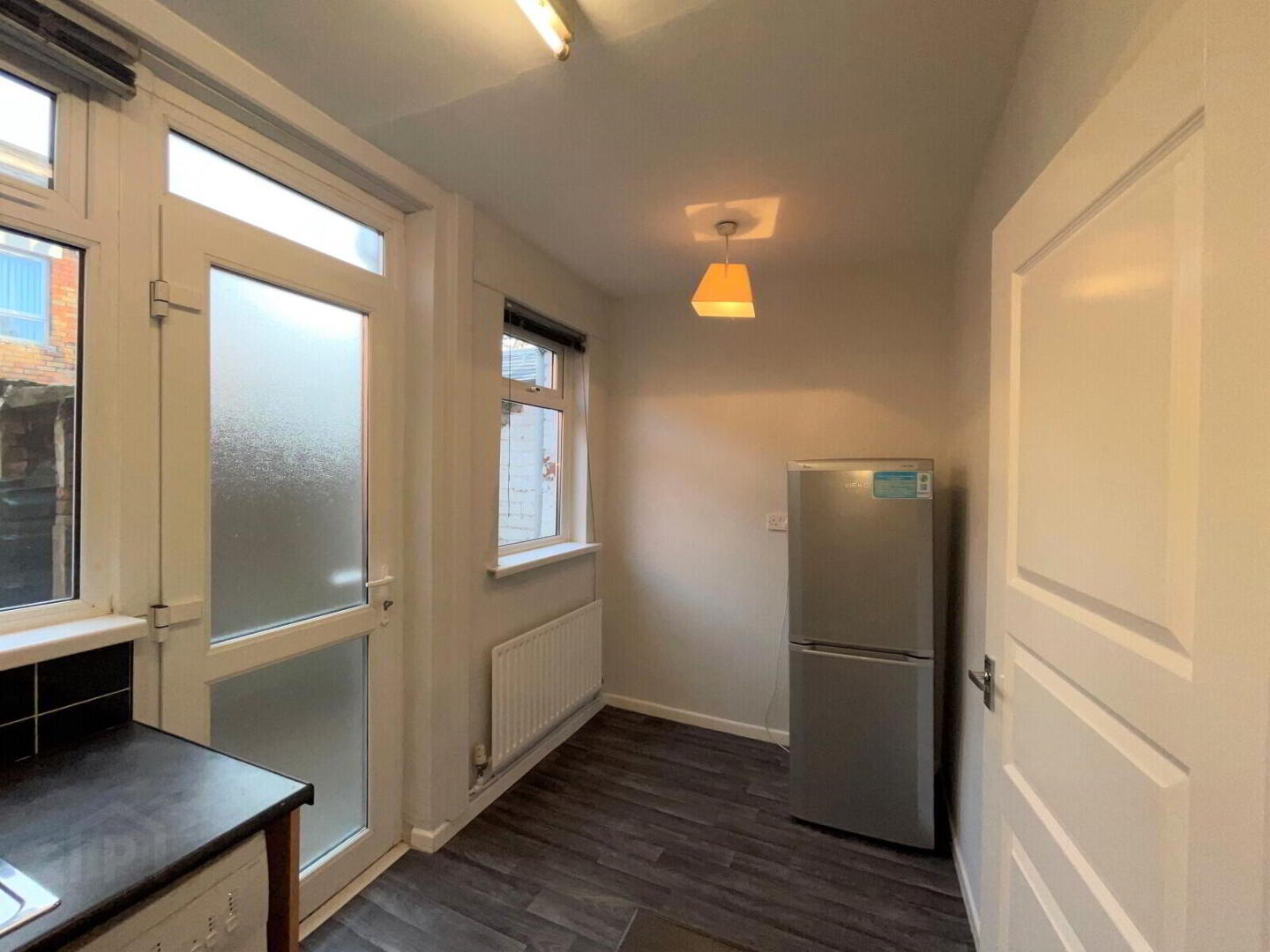 148 Ebor Street 5 of 9