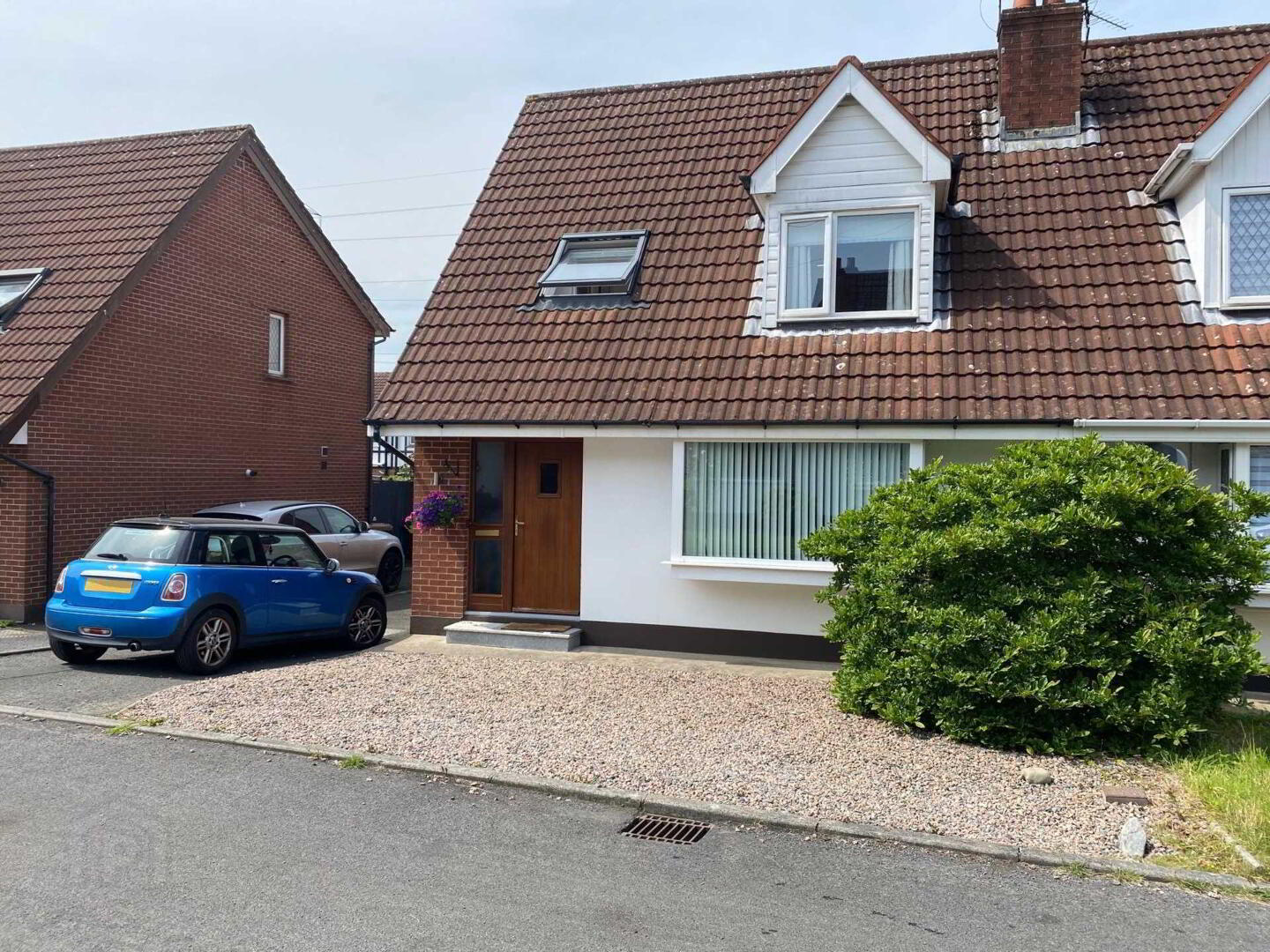 property description image