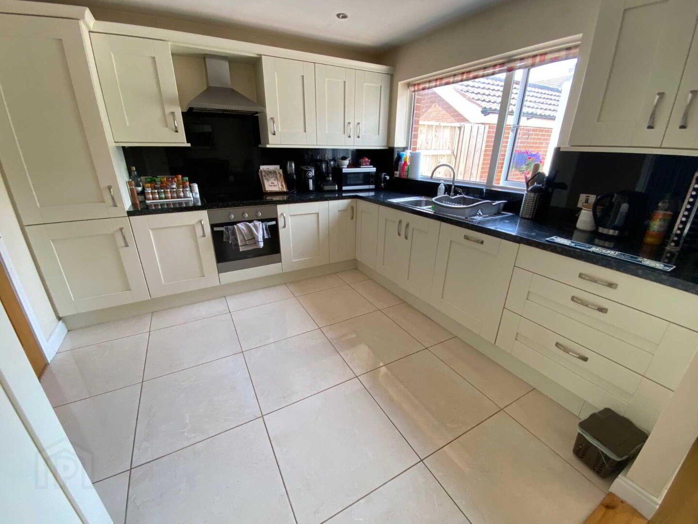 15 Upper Malvern Drive 6 of 23