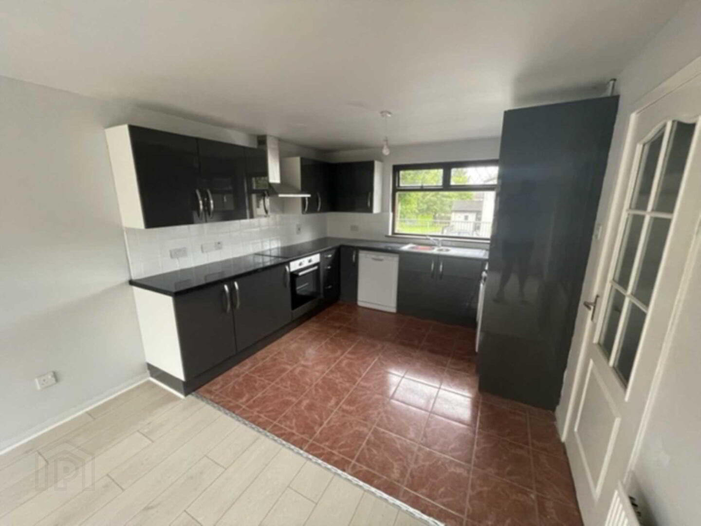 507 Enniskeen 3 of 17