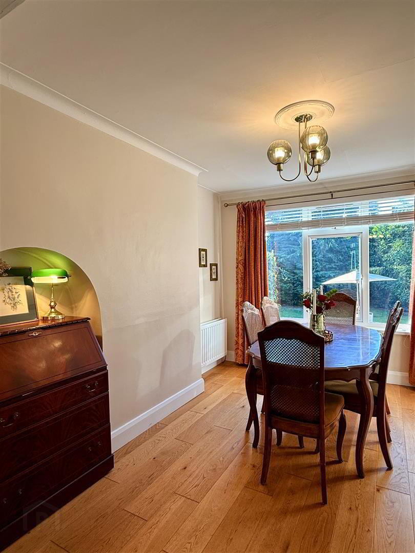 1 Alexandra Gardens 10 of 39