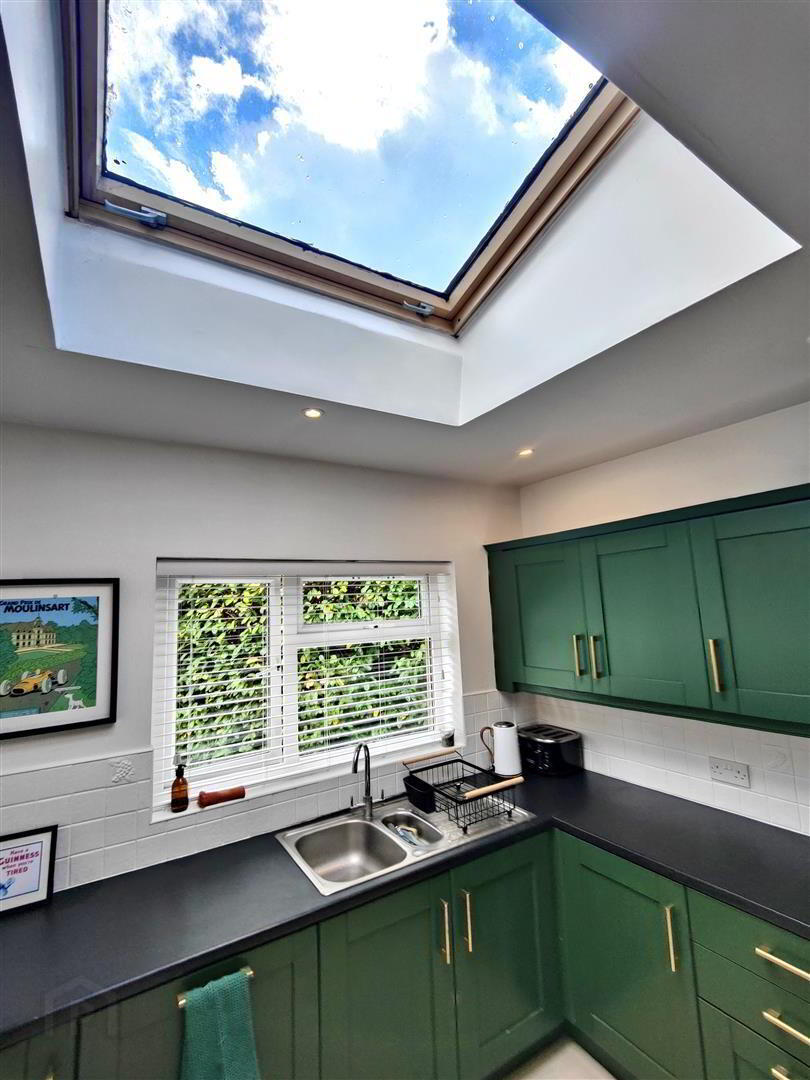 1 Alexandra Gardens 21 of 39