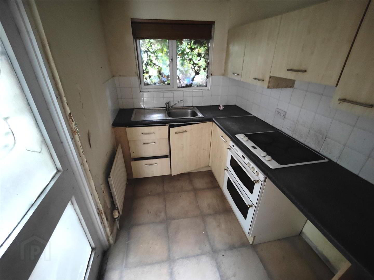 84 Woodvale Avenue 4 of 8