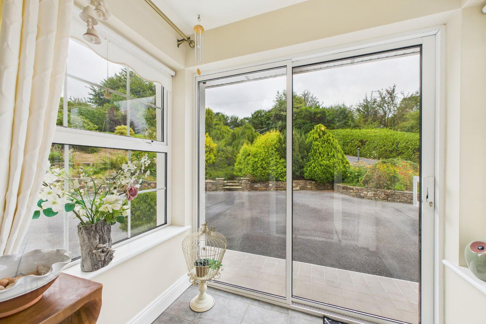 property description image