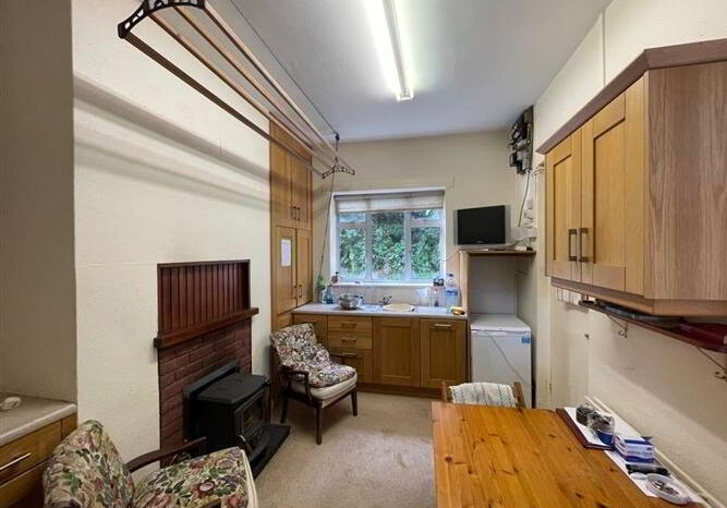 Convent Road 8 of 32