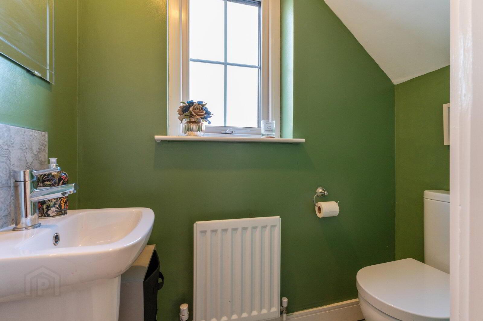 40 Ballyhenry Manor 4 of 33