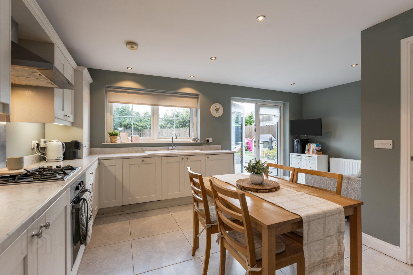 40 Ballyhenry Manor 12 of 33