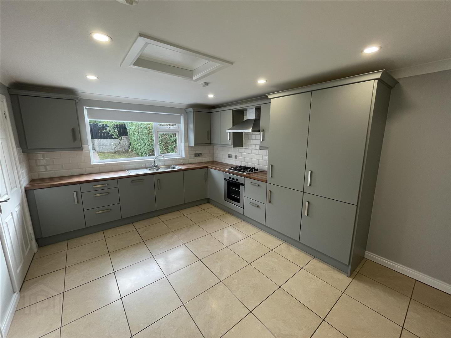 33 Rathfriland Road 4 of 21