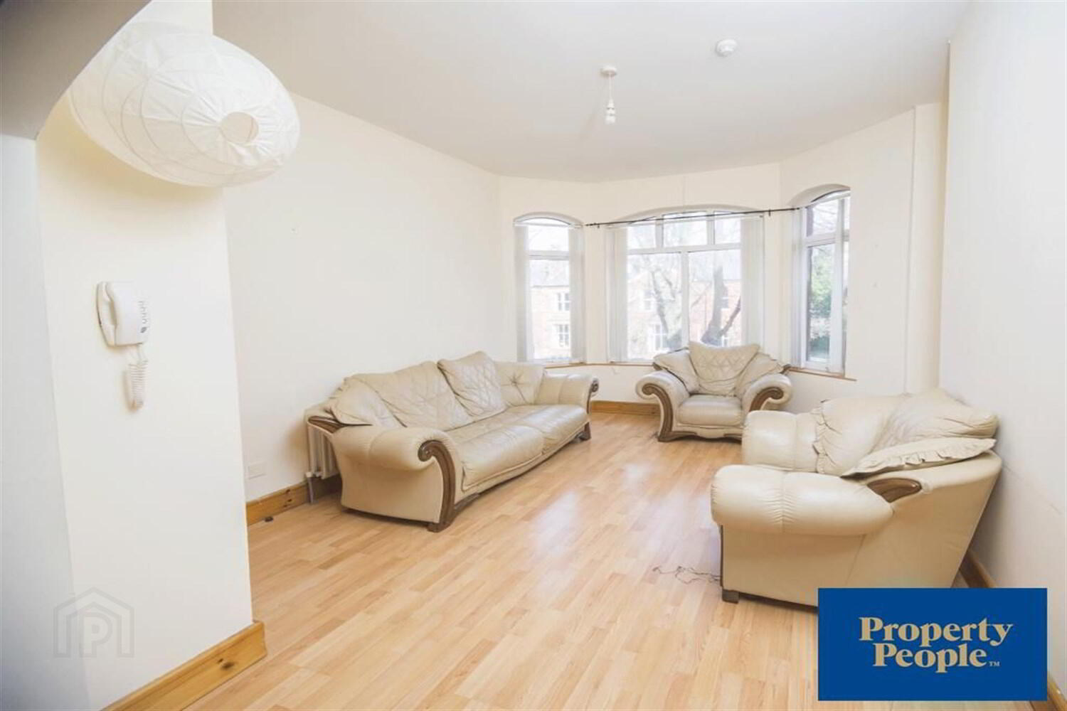 2, 25 Eglantine Avenue 4 of 8