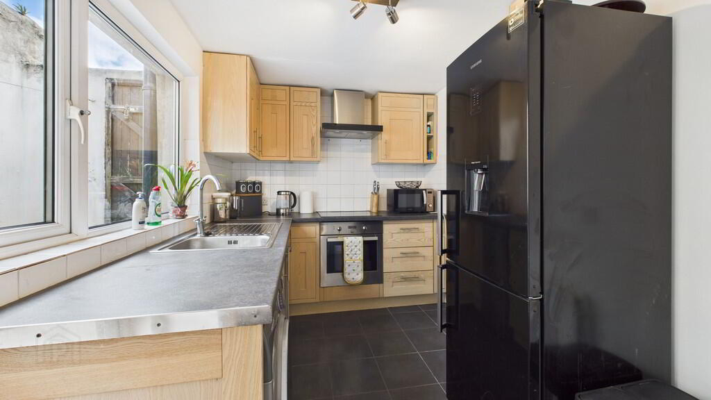 34 Albert Street 5 of 15