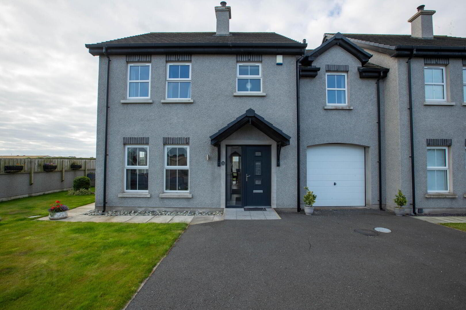 property description image