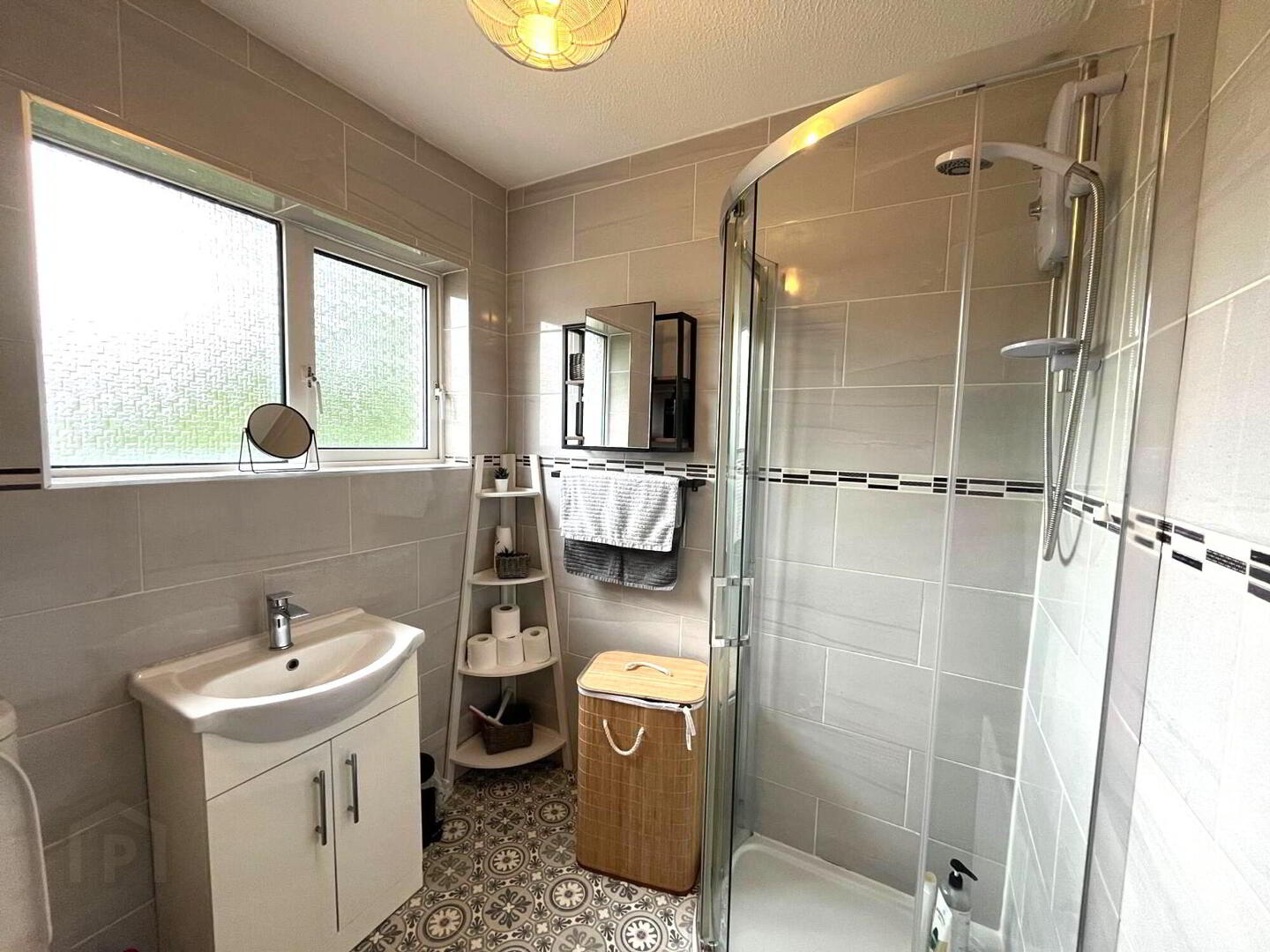 12 Seahaven Court 8 of 8