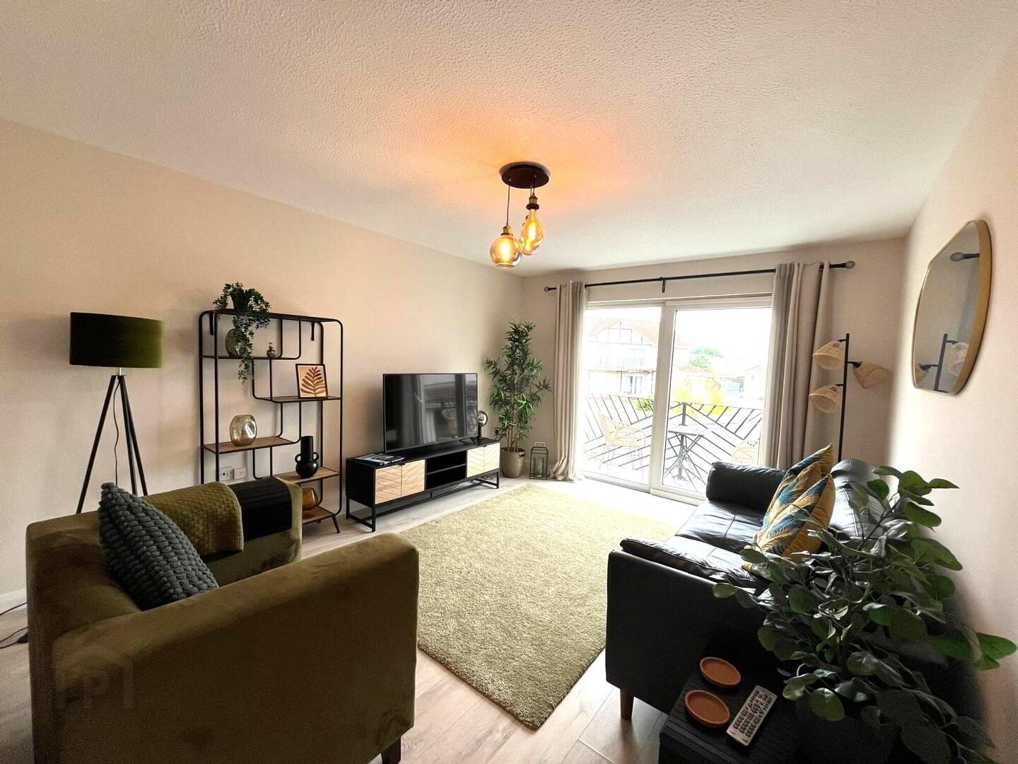 12 Seahaven Court 4 of 8
