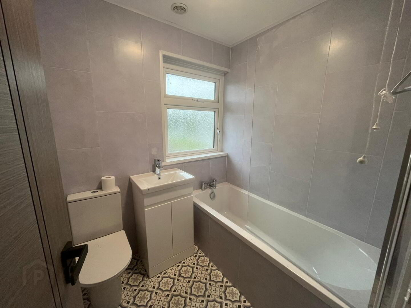 136 Salia Avenue 7 of 8