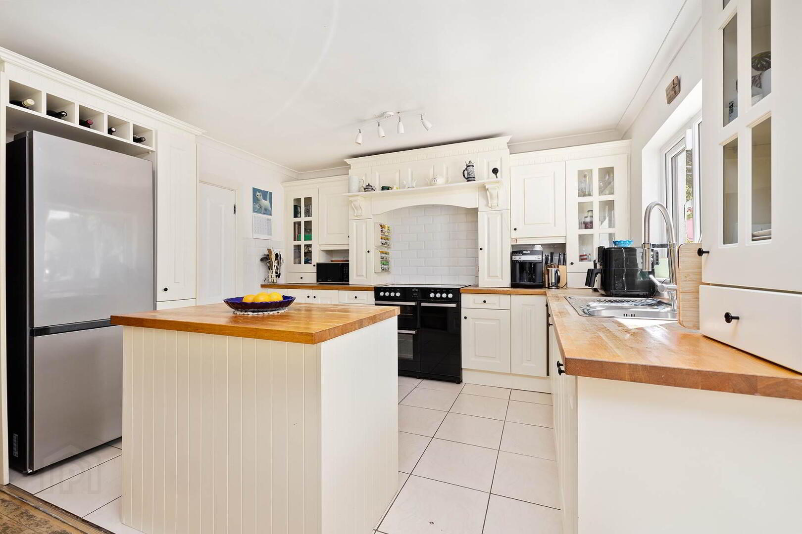 183 Woodview 4 of 29