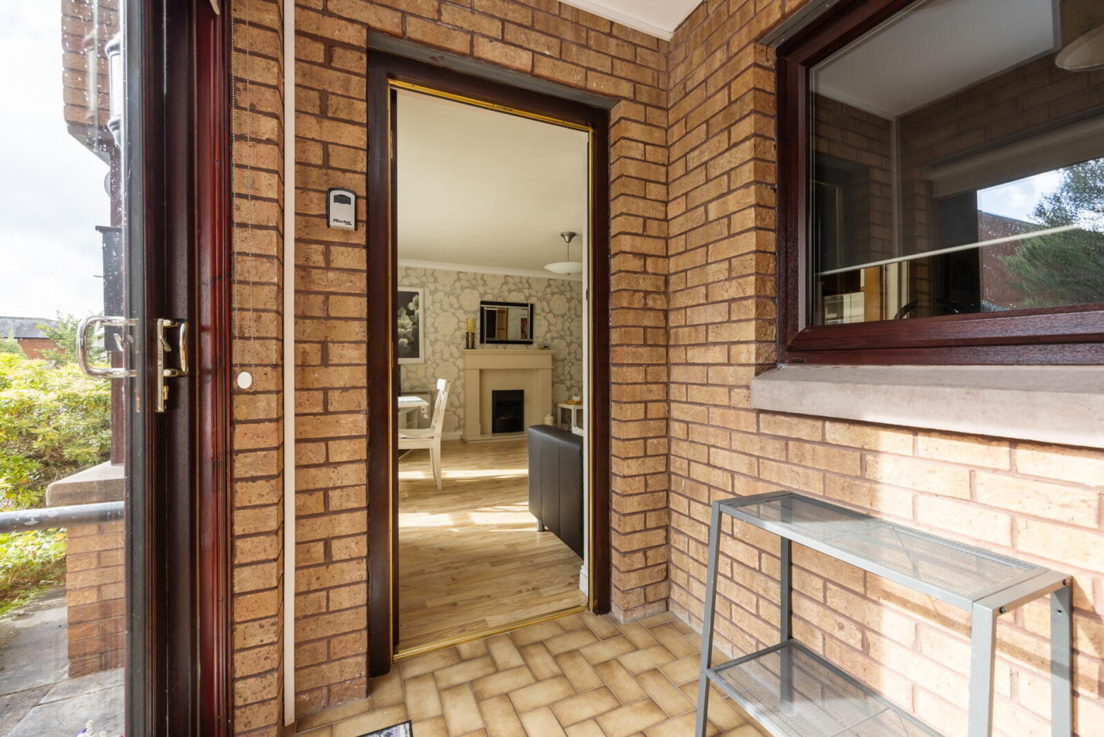 property description image