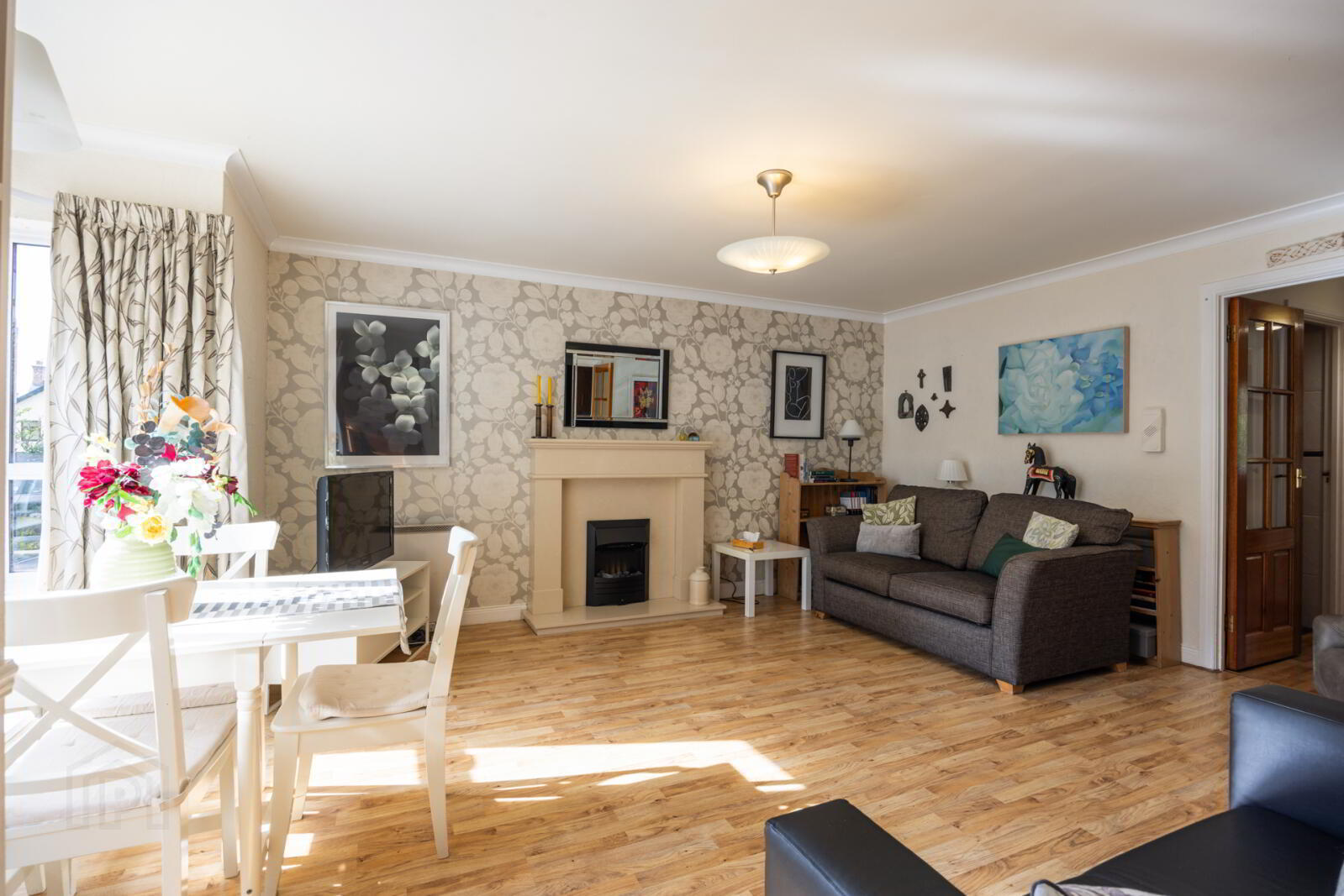 13 Cabinhill Mews 3 of 16