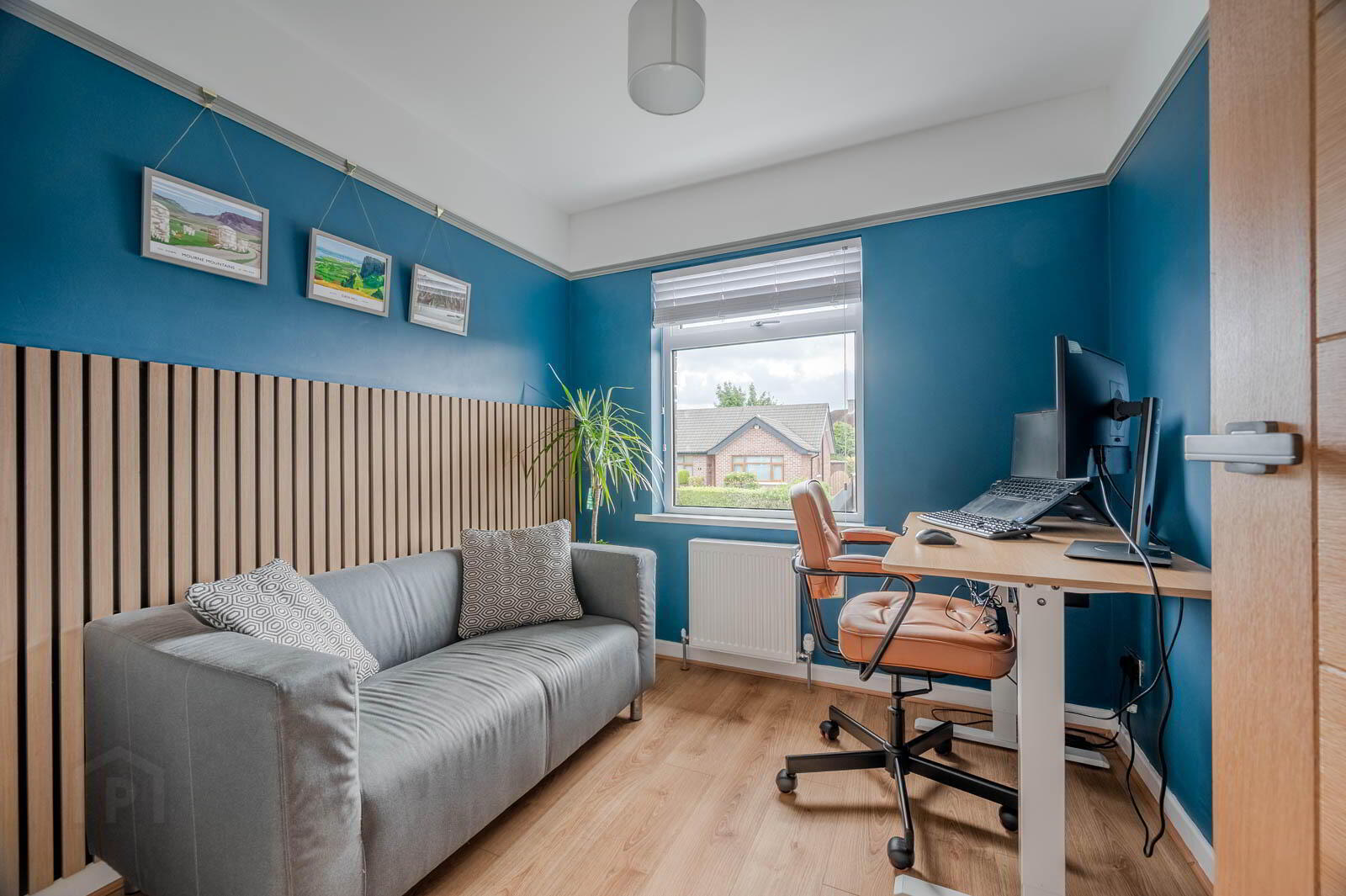 8 Glenholm Crescent 19 of 27