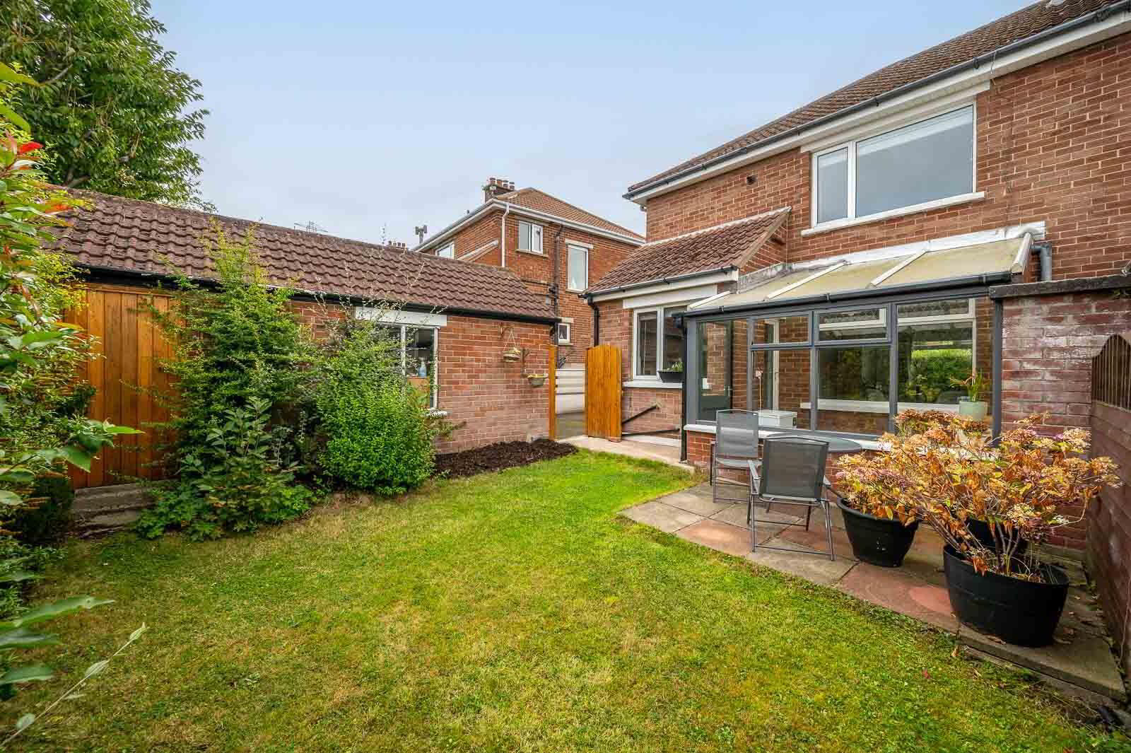 8 Glenholm Crescent 23 of 27