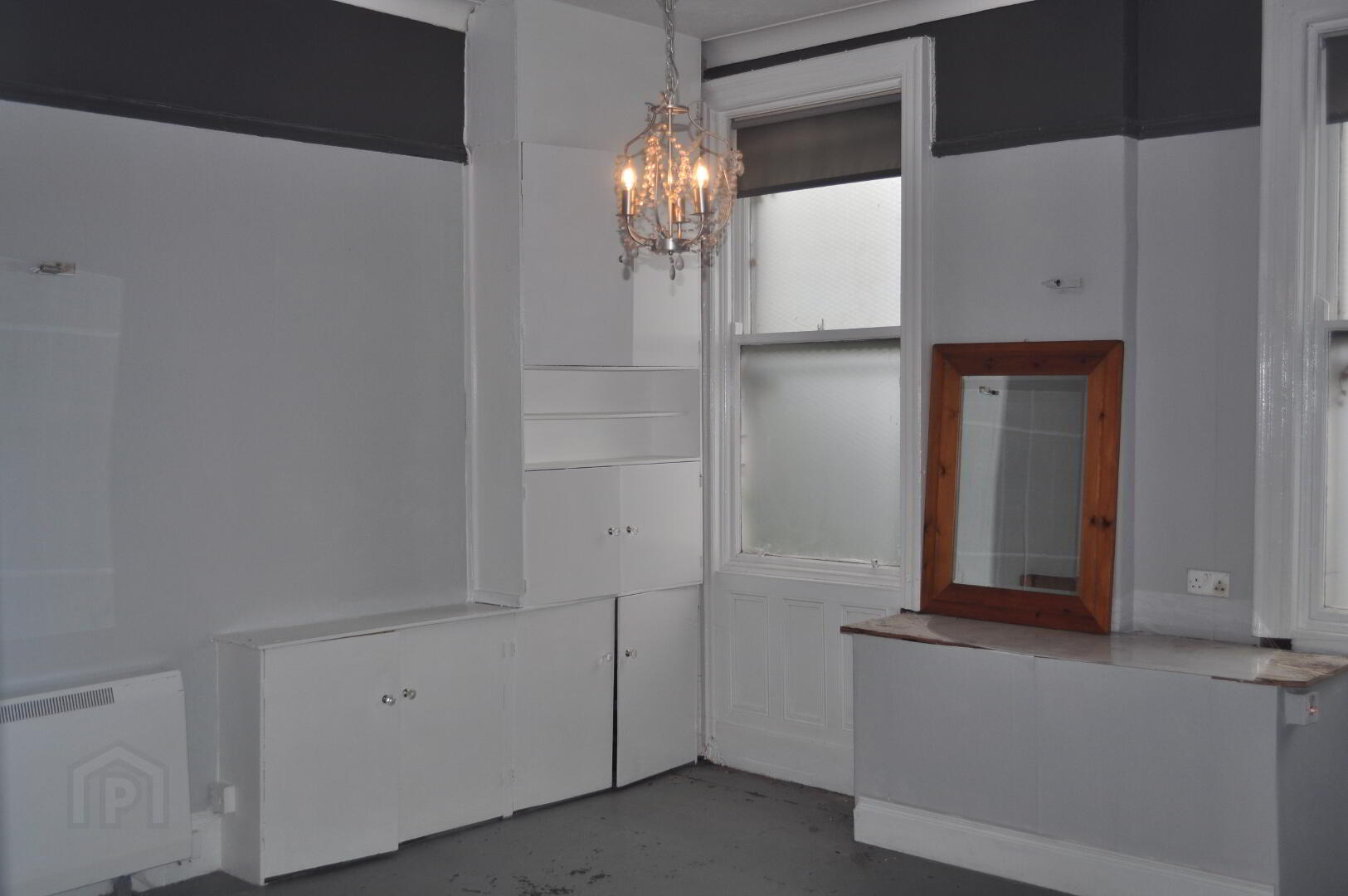 Room 3, 126 Bloomfield Avenue 2 of 3