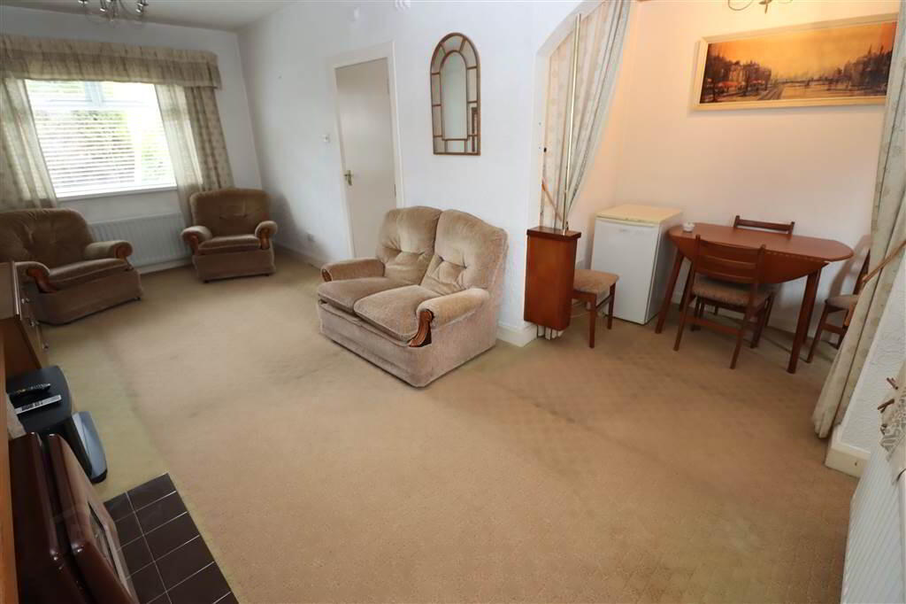 4 Strandburn Gardens 3 of 8