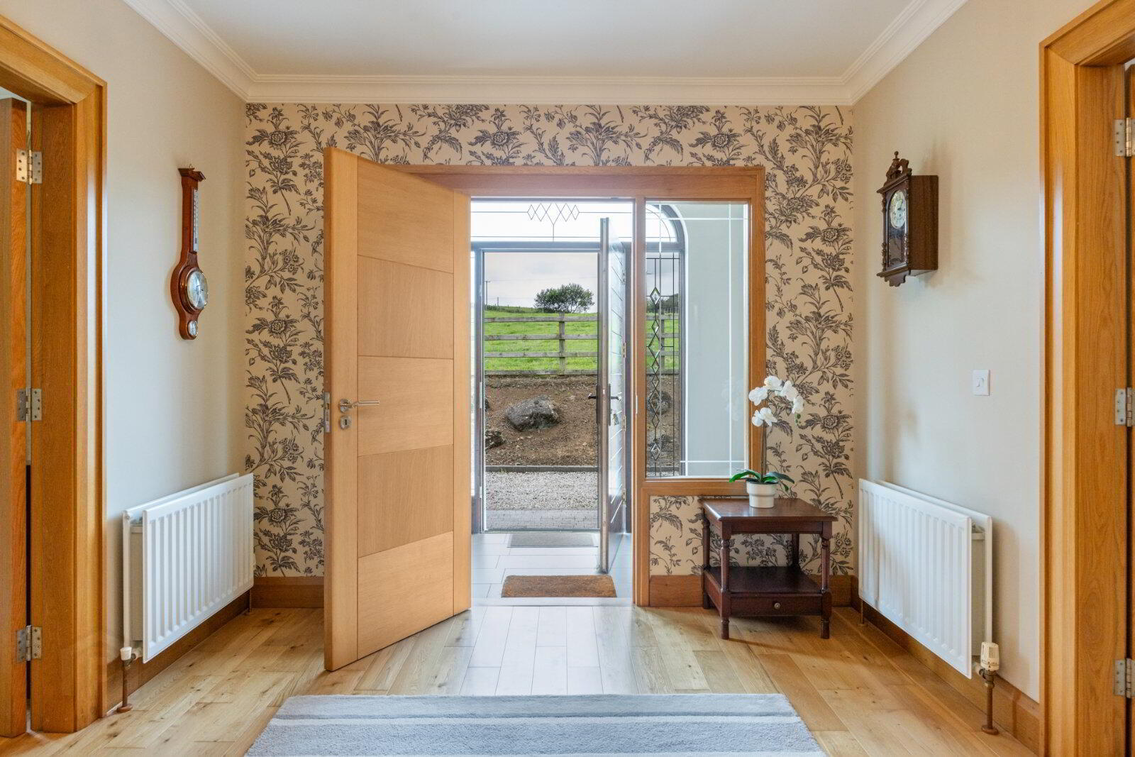property description image