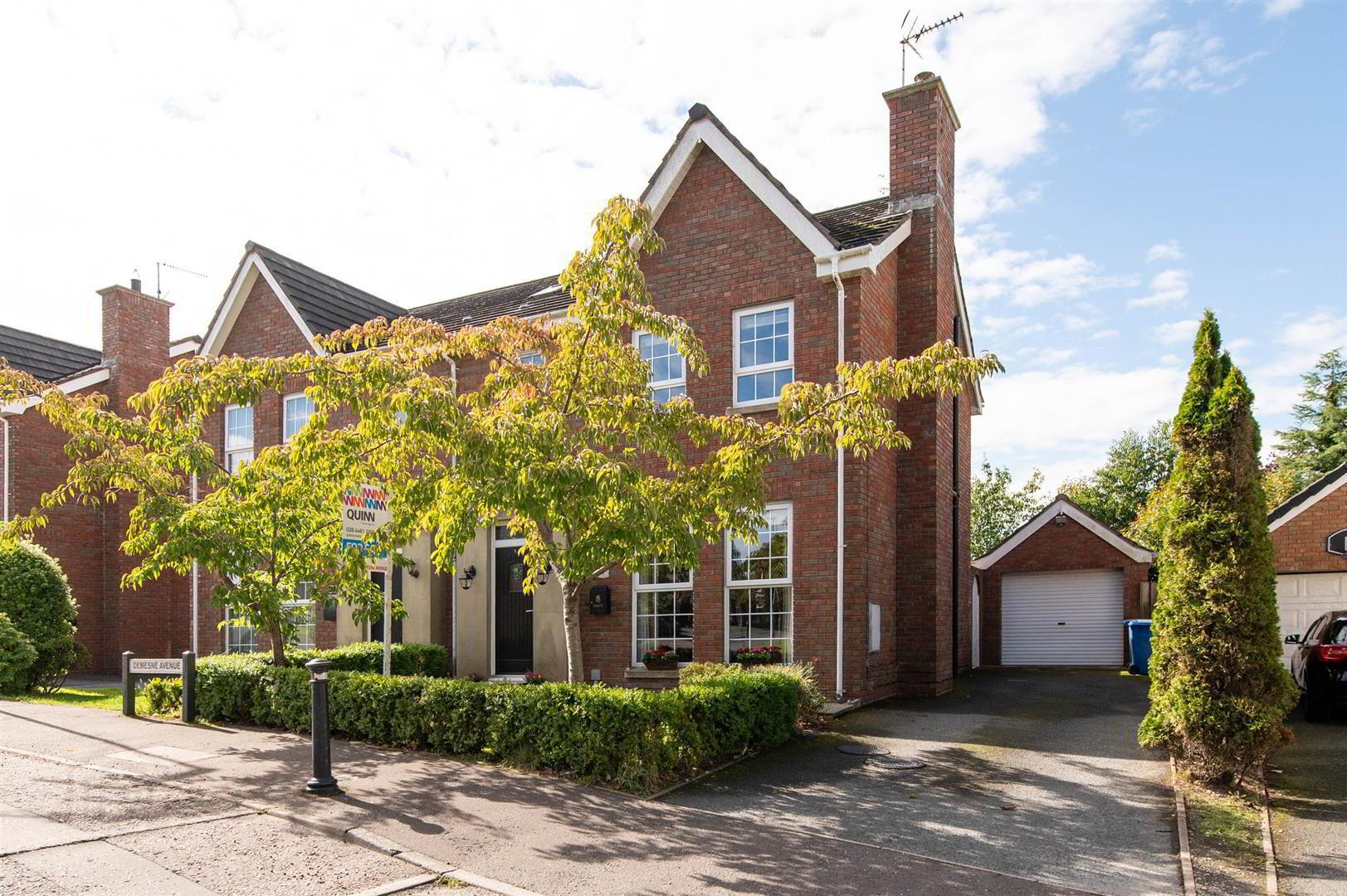 1 Demesne Avenue 1 of 34